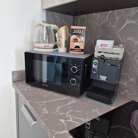 Flat B&B Terry In Ercolano Napoli Экстерьер фото